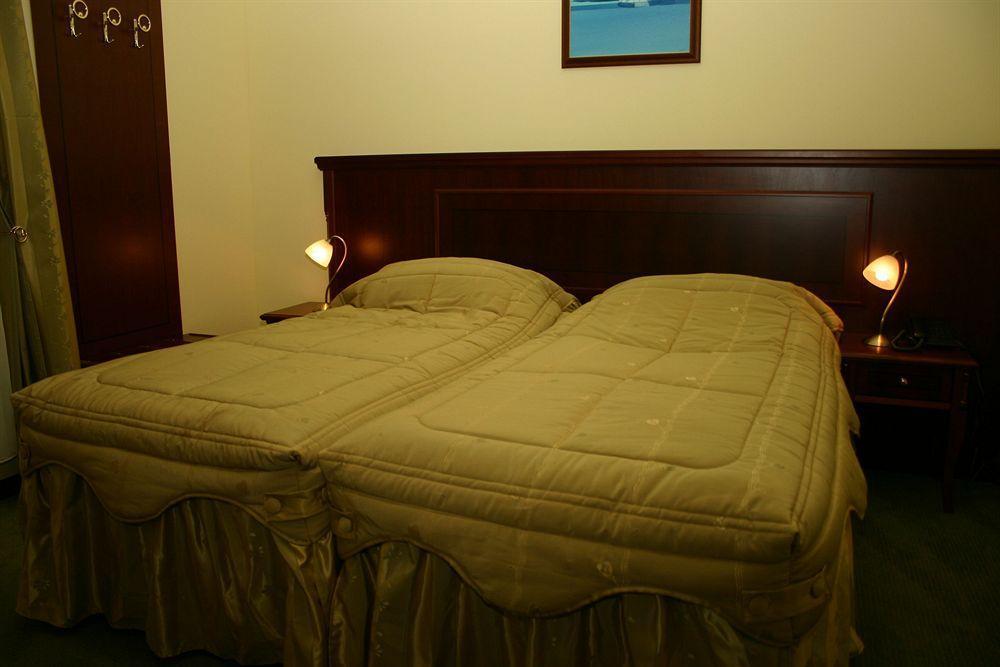 Hotel Aquarius Dubrovnik Bagian luar foto