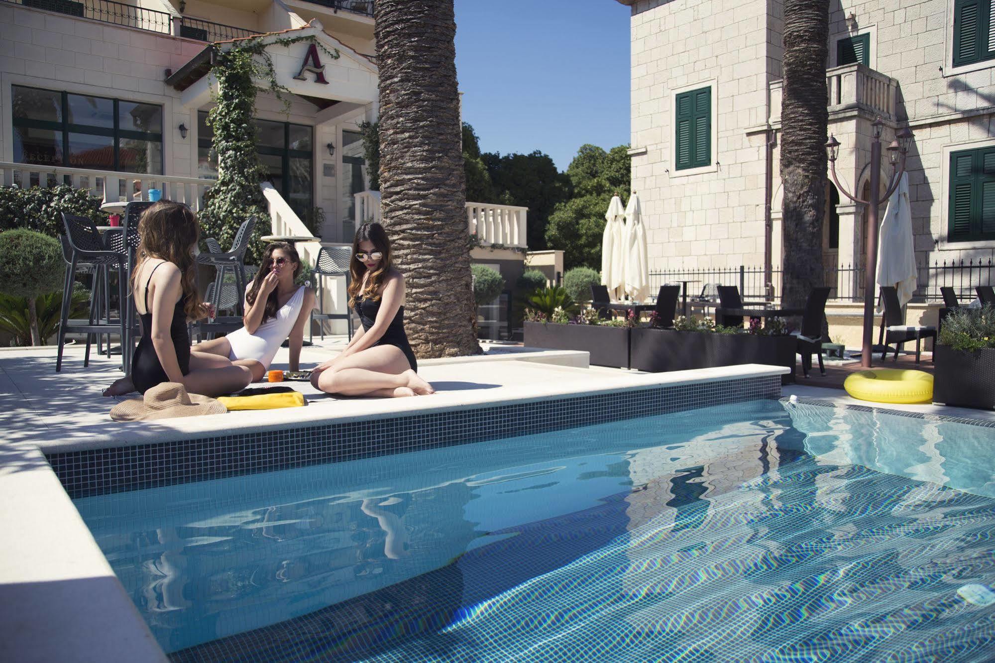 Hotel Aquarius Dubrovnik Bagian luar foto